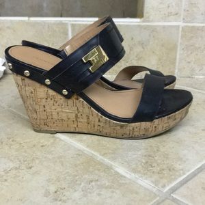 Tommy hilfiger slide cork wedges